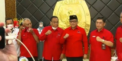 Pendaftar Pertama Peserta Pemilu, PDIP Pilih Jalan Kaki ke Kantor KPU RI