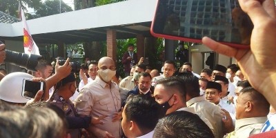 Ada Aksi Saling Dorong, Prabowo dan Gus Imin Tiba di KPU RI