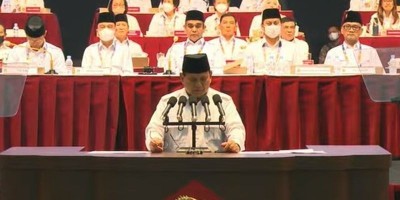 Puja-Puji Prabowo Untuk Presiden Jokowi di Rapimnas Gerindra