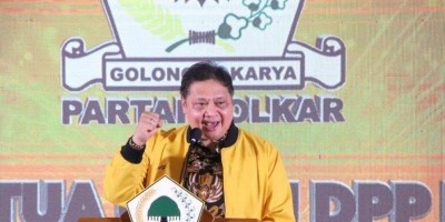 Poles Airlangga Lewat Media Sosial