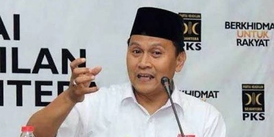 PKS: Lawan Skenario Pilpres 2 Paslon