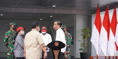 Pengamat Duga Ada Agenda Politik Tertentu di Balik Pertemuan Jokowi-Prabowo