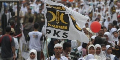 LSI Denny JA: PKS dan PPP Unggul Pada Pemilih Pro Syariat Islam
