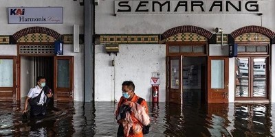 Pengamat: Polemik Banjir di Jawa Tengah Bukti Ketidakmampuan Ganjar Jadi Gubernur